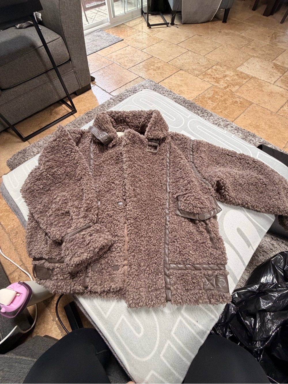Women's Plush Teddy Coat in Brown - Cozy Zip-Up Jacket